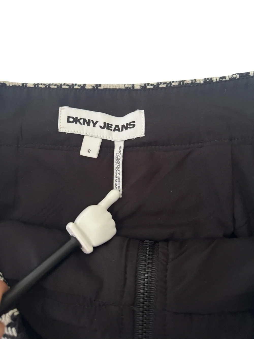 DKNY Jeans Black White Plaid Mini Skirt Wool Blend Back Zip Size 8